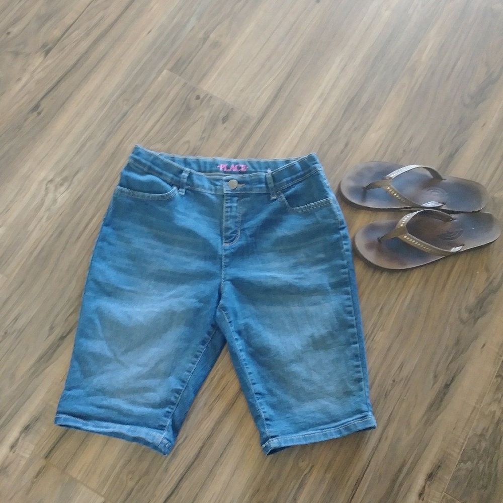 Youth girls size 14 shorts never worn